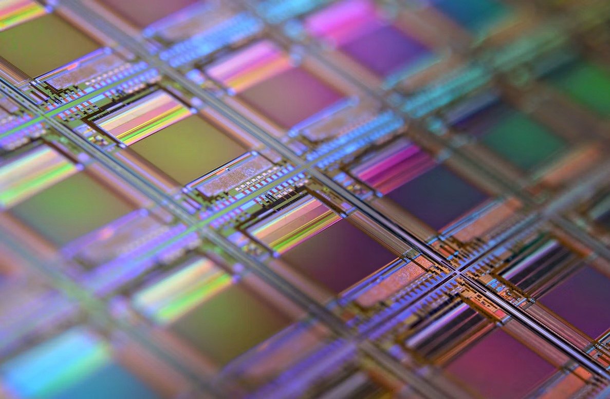 SK Hynix, Kioxia Slide: 3 Reasons Asia's Chip Stocks Fell Together